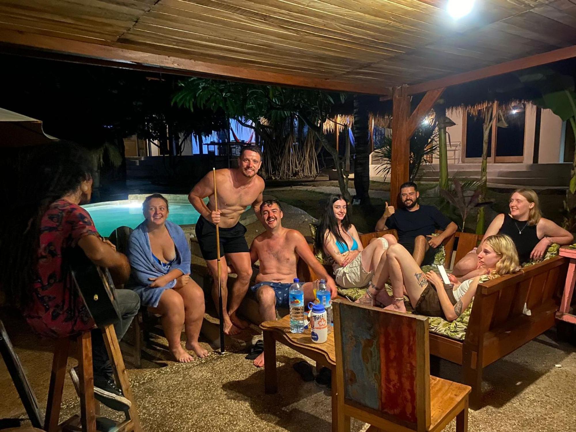 Jati Village, Party Hostel And Bungalows Gili Trawangan Esterno foto
