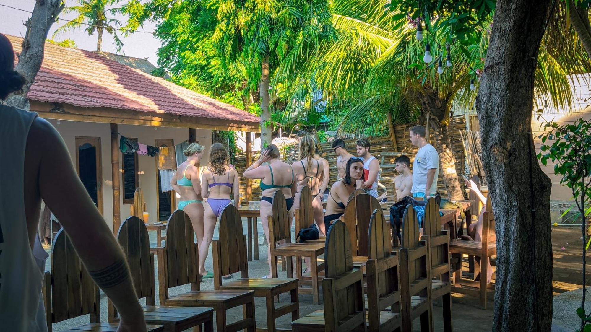Jati Village, Party Hostel And Bungalows Gili Trawangan Esterno foto