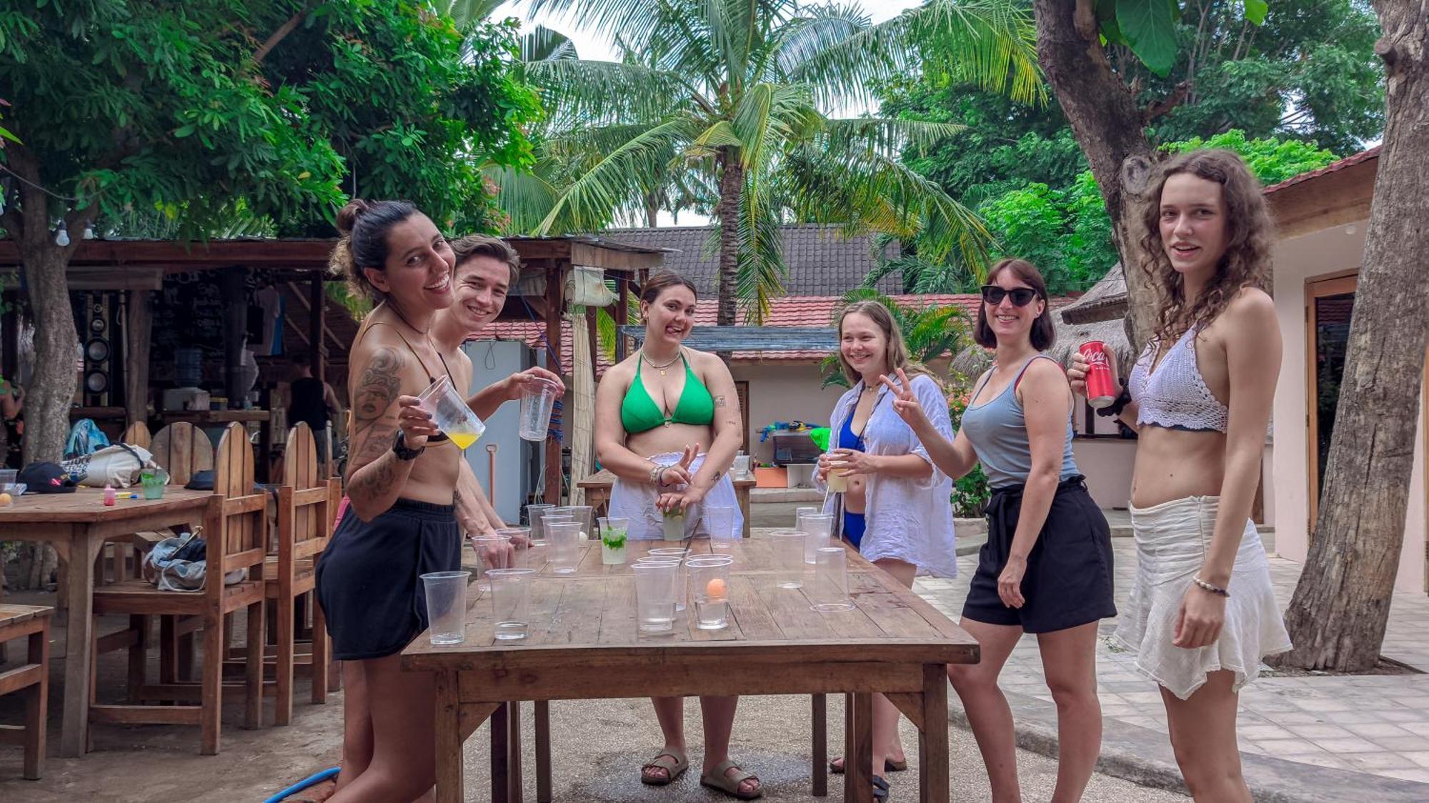 Jati Village, Party Hostel And Bungalows Gili Trawangan Esterno foto