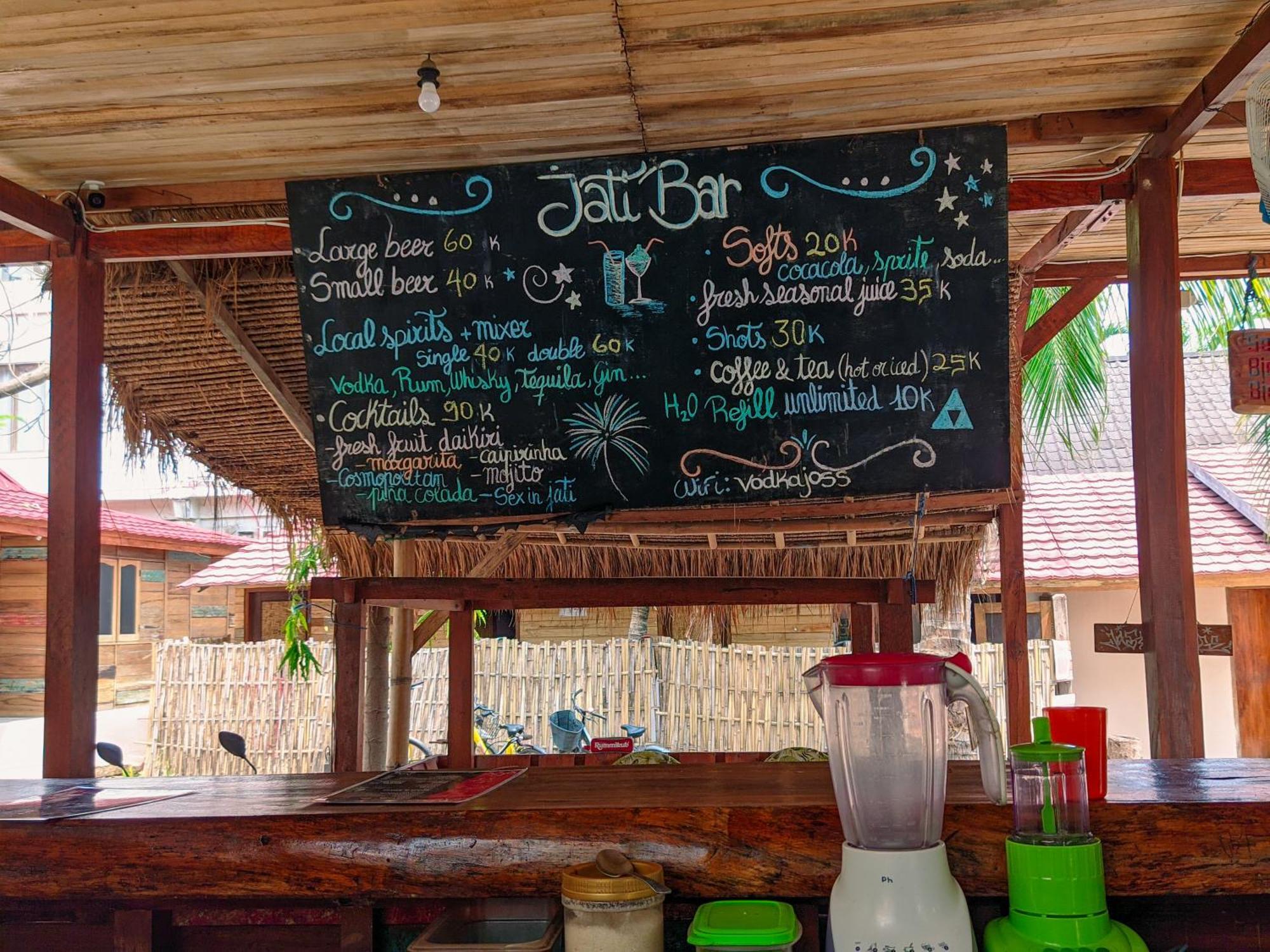 Jati Village, Party Hostel And Bungalows Gili Trawangan Esterno foto